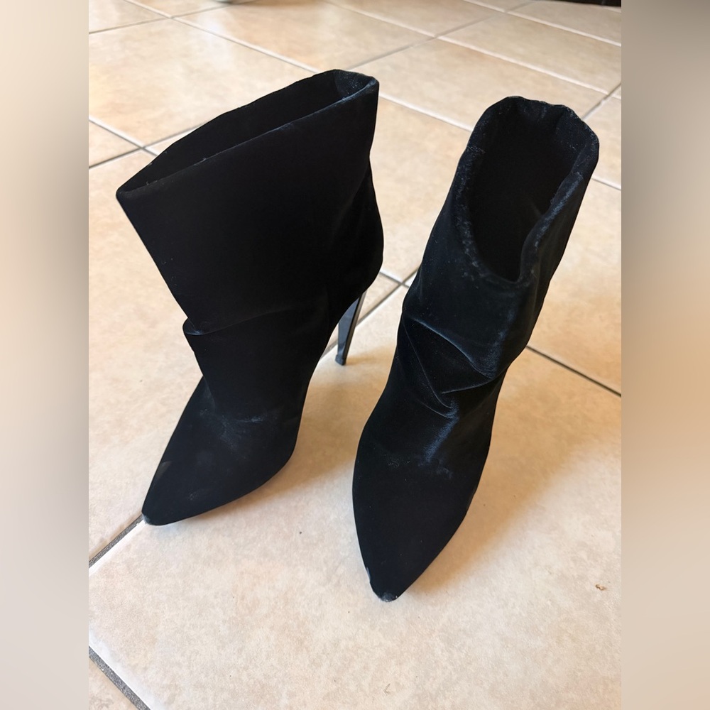 Saint Laurent Black Velvet Pointed Ankle Stiletto Boots - Picture 4 of 8